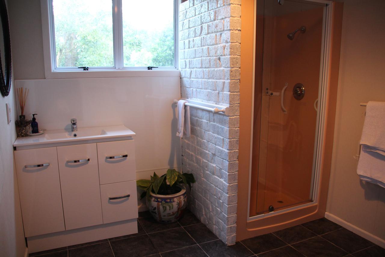 Punehu Stream Cottage Opunake Exterior foto